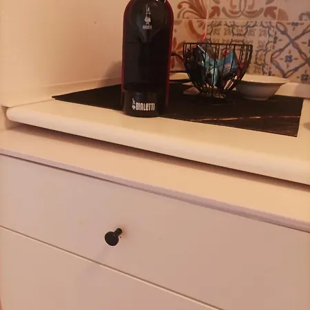 Sospesi Nel Borgo *