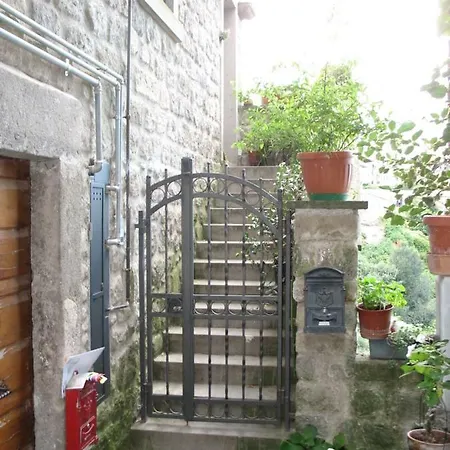 Sospesi Nel Borgo 公寓 *