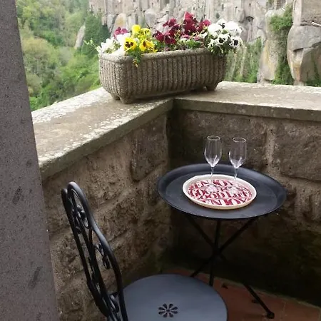 Sospesi Nel Borgo * Vitorchiano